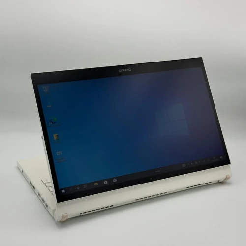 Acer Concept CC14 72P / i7 10750H / 16 Go DDR4 / 512 Go SSD NVMe / Quadro T1000 4 Go / 14 tactile