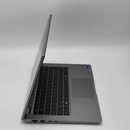 DELL LATITUDE 5450 / ULTRA 5 135U / 32Go DDR5 / 256SSD / 14 FHD