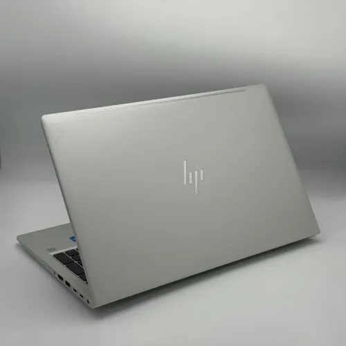HP EliteBook 650 G10 / 13th Gen i5-1335U / 16 Go DDR4 / 512 Go SSD / 15.6 FHD