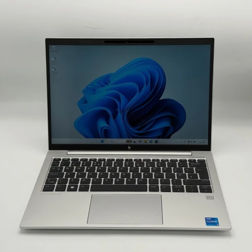 HP ELITEBOOK 830 G10 / 13th I5-1345U / 16Go DDR5 / 256SSD / 13.3 FHD+