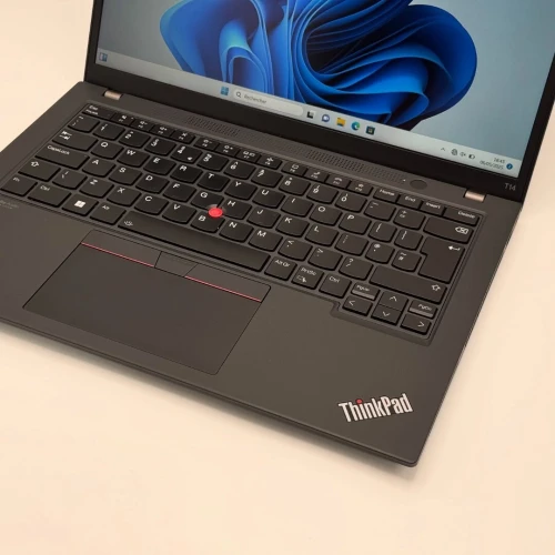 LENOVO THINKPAD T14 Tactile / 12th I5-1250P / 16Go DDR4 / 512SSD / 14 FHD+