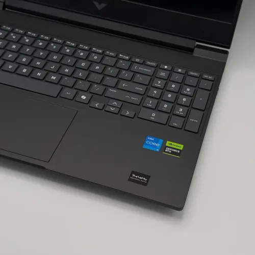 HP VICTUS GAMING 15 / 13th I5-13420H / 16Go DDR4 / 512Go / NVIDIA RTX 4050 06Go / 15.6 FHD 144Hz