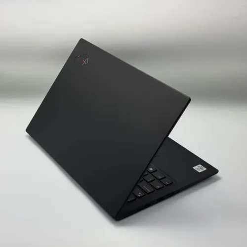 LENOVO THINKPAD X1 CARBON GEN 8 / 10th i5-10210U / 8GO DDR4 / 256GO SSD / 14 FHD