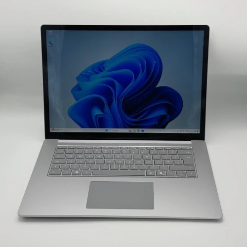 Microsoft Surface Laptop 6 for Business / Ultra 7 165H / 16 Go DDR5 / 512 Go SSD / 15 QHD
