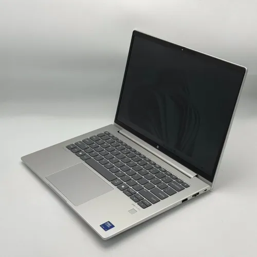 HP ProBook 440 G11 / Ultra 5 125U / 8 Go DDR5 / 256 Go SSD / 14 FHD
