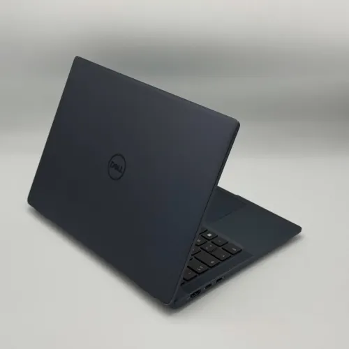 Dell Latitude 7350 / i5-1345U / 16 Go DDR5 / 256 Go SSD / 13.3 FHD+ Tactile