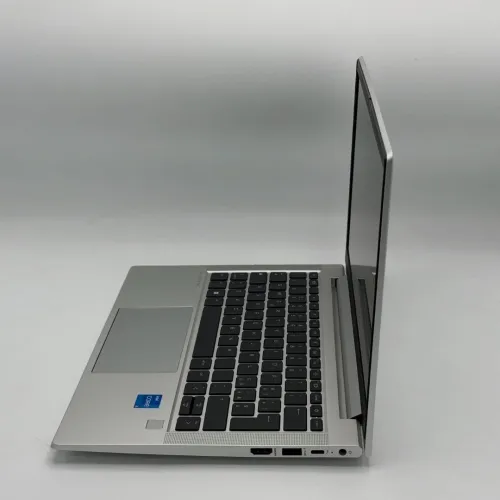 HP EliteBook 630 G10 / i5-1335U / 16 Go DDR4 / 512 Go SSD / 13.3 FHD