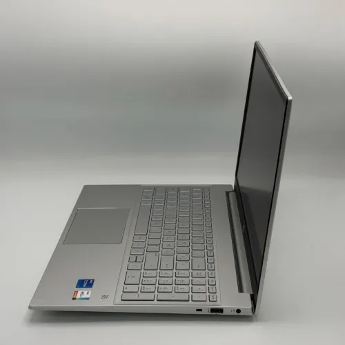 HP Pavilion 15 / i7-1165G7 / 16 Go DDR4 / 512 Go SSD / 15.6 FHD