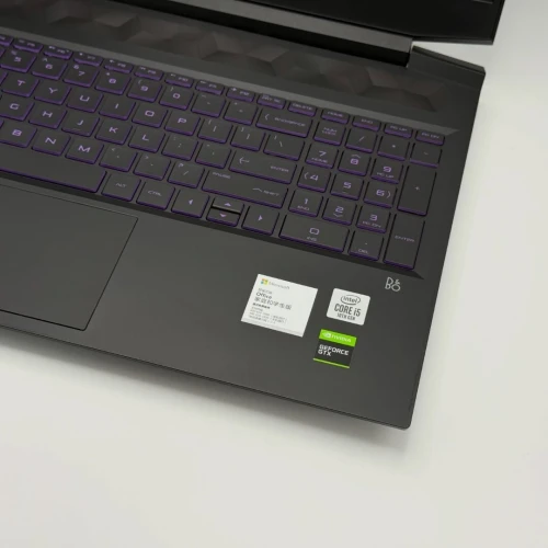 HP Pavilion Gaming 16 / i5-10300H / GTX 1650 / 16 Go DDR4