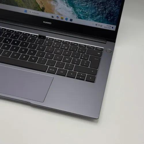 Huawei MateBook 14 (NBLK-WAX9X) / Ryzen 7 3700U / 8 Go / 512 Go SSD / 14 FHD