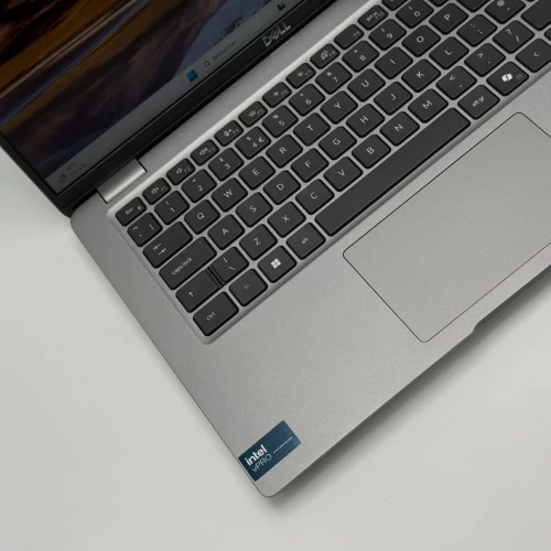 DELL LATITUDE 5450 Tactile / ULTRA 7 165U Vpro / 32Go DDR5 / 512SSD / 14 FHD