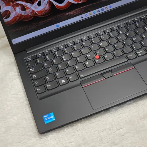 LENOVO THINKPAD E14 GEN2 / 11th i5-1135G7 / 8Go DDR4 / 256SSD / 14" FHD