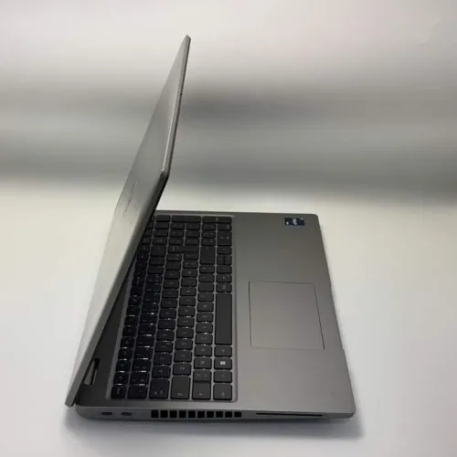 DELL LATITUDE 5540 / 13th I7-1365U/ 16GO DDR4 / 512SSD / 15.6 FHD