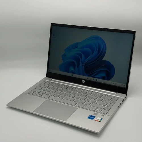 HP PAVILION 14 / 12th I5-1235U / 8Go DDR4 / 256SSD / 14 FHD
