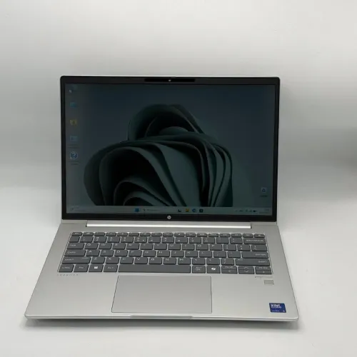 HP ProBook 440 G11 / Ultra 5 125U / 8 Go DDR5 / 256 Go SSD / 14 FHD