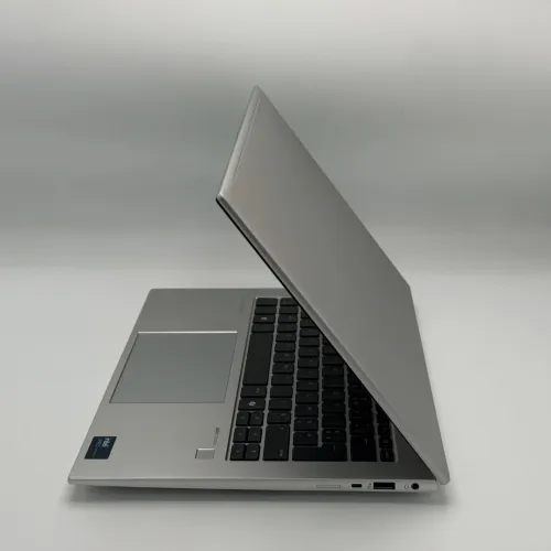 HP EliteBook 840 G11 / Intel Core Ultra 5 135U / 14 FHD+ / AZERTY lumineux