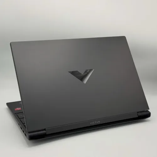 HP Victus Gaming 15-fb2063dx / Ryzen 5 7535HS / RX 6550M / 8Go Extensible / 512Go SSD / 15.6 FHD 144Hz