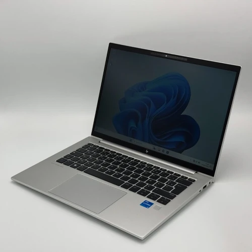 HP ELITEBOOK 830 G9 / 12th I5-1235U / 8Go DDR5 / 256SSD / 13 FHD+