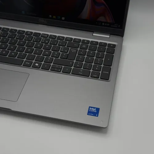Dell Latitude 3540 / i5-1335U / 8 Go / 256 Go SSD NVMe / 15.6 FHD