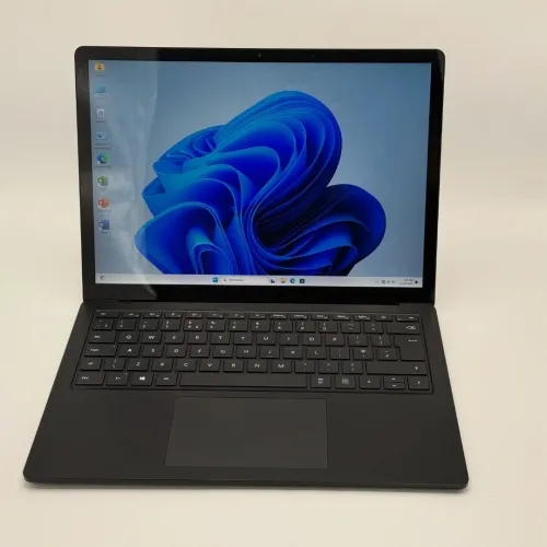Microsoft Surface Laptop 4 / i5-1145G7 / 8 Go / 256 Go SSD / 13.5 2K Tactile