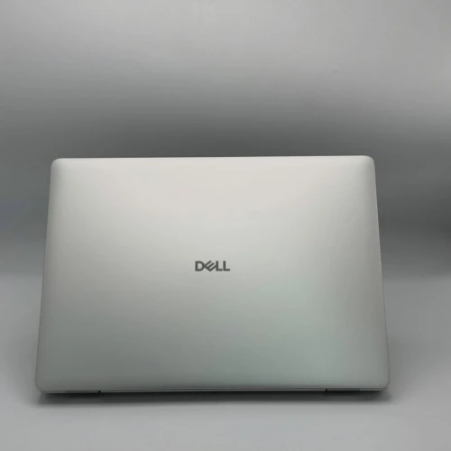 Dell Pro 14 Plus / Intel Ultra 5 235U / 16 Go / 256 Go SSD NVMe / 14 FHD+