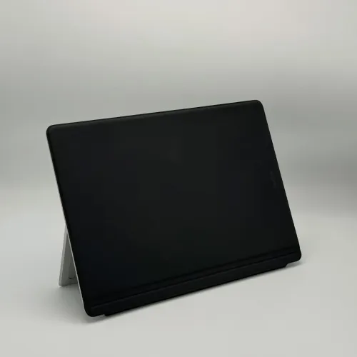 Microsoft Surface Pro 9 / i7-1265U / 16 Go DDR5 / 512 Go SSD / Écran 3K 120 Hz
