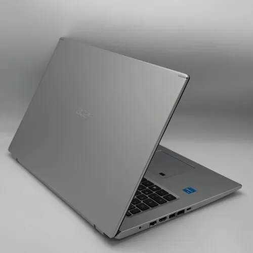 ACER ASPIRE 3 / 11th I3-1115G4 / 8Go DDR4 / 256SSD / 17.3 FHD