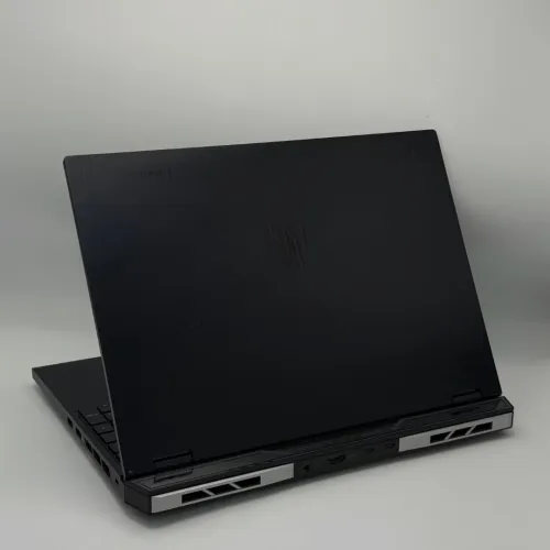 Acer Predator Helios Neo 16 / i9-14900HX / 16 Go DDR5 / 1 To SSD / RTX 4060 / 240Hz