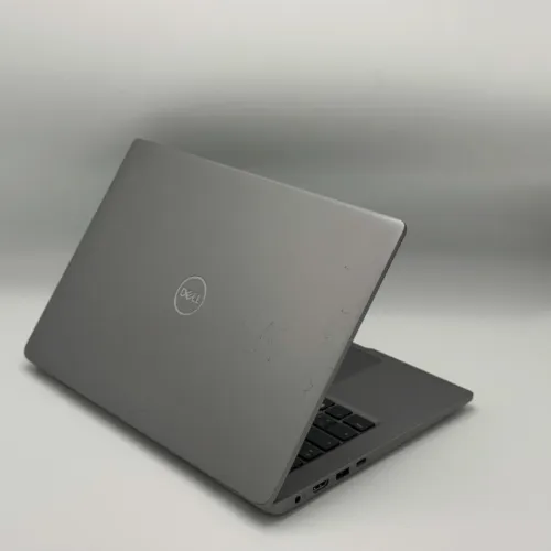 Dell Latitude 3340 / i5-1335U / 8 Go DDR5 / 256 Go SSD / 13.3 FHD
