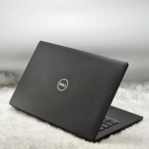 DELL LATITUDE 7330 CARBON / 12th i5-1235U / 16GO DDR4 / 256GO SSD / 13.3" FHD