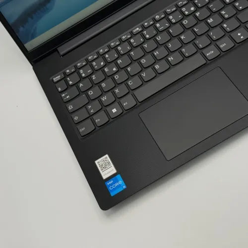 LENOVO V15 G4 / 13th I5-13420H / 8Go DDR4 / 256SSD / 15.6 FHD