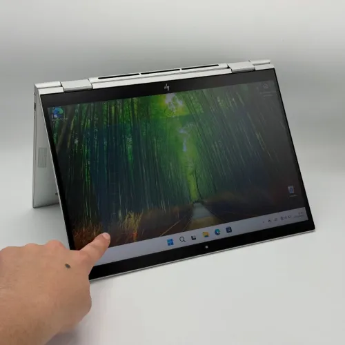 HP EliteBook 830 G11 x360 / Intel Ultra 7 165U / 32 Go DDR5 / 512 Go SSD / 13.3 FHD Tactile