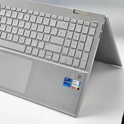 HP PAVILION 15 Convertible Tactile / 11th I7-1165G7 / 16GO DDR4 / 1TO SSD / 15.6" FHD