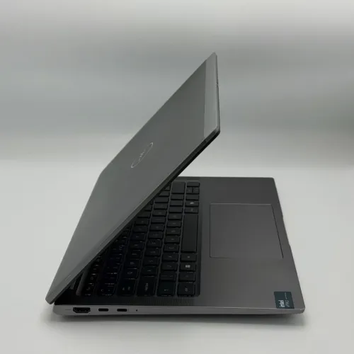 Dell Latitude 7450 Tactile / Core Ultra 7 165U / 16 Go DDR5 / 256 Go SSD / 14 FHD+