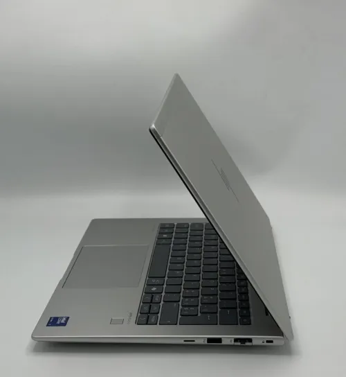 HP ELITEBOOK 640 G11 / Core Ultra 7 165U / 32Go DDR5 / 512Go SSD NVMe