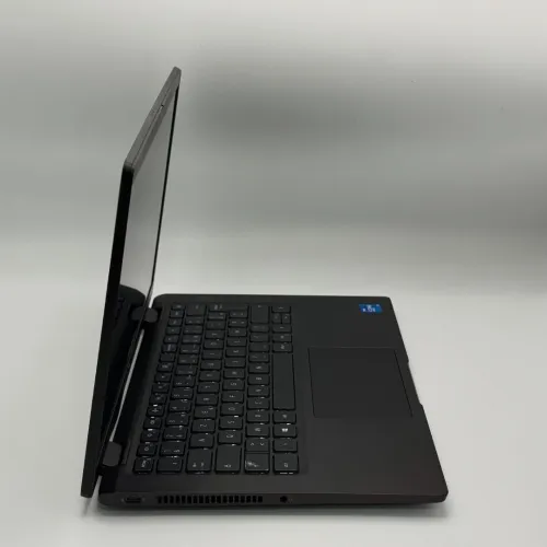 DELL LATITUDE 7420 Carbone / 11th i5-1145G7 / 16Go DDR4x / 256SSD / 14 FHD