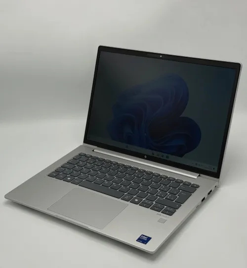 HP ELITEBOOK 640 G11 / Core Ultra 7 165U / 32Go DDR5 / 512Go SSD NVMe