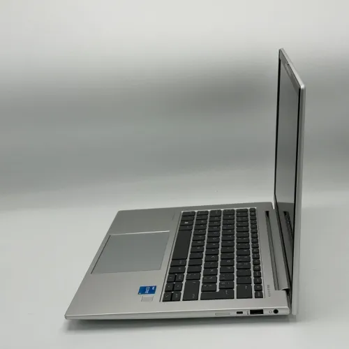 HP ELITEBOOK 840 G9 / 12th I5-1235U / 16Go DDR5 / 512GO SSD / 14 FHD+
