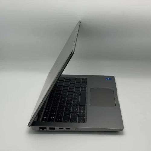 Dell Latitude 5440 / i5-1345U / 16 Go / 256 Go SSD / 14 FHD