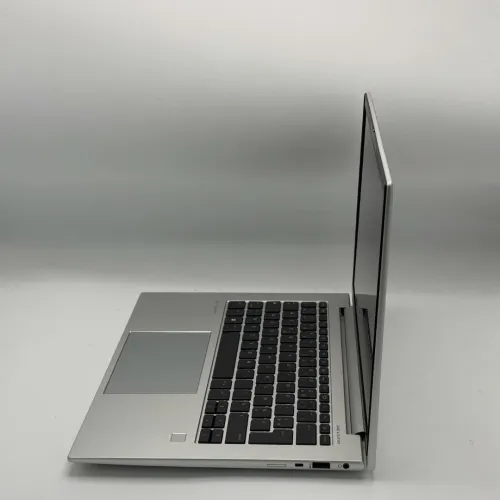 HP EliteBook 840 G9 / i5 1245U / 8Go DDR5 / 256Go SSD NVMe / 14 FHD+