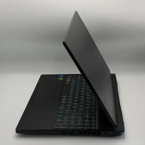Acer Predator Helios Neo 16 / i9-13900HX / RTX 4060 / QHD+ 165Hz