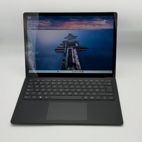 Microsoft Surface Laptop 4 / i7-1185G7 / 16 Go DDR4X / 256 Go SSD / 13.4 2.2K Tactile