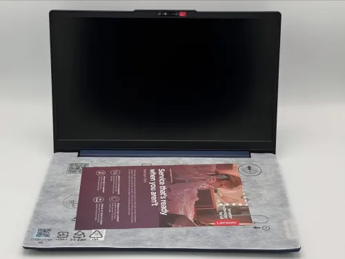 LENOVO IDEAPAD SLIM 3 / 2023 I3-N305 / 8Go DDR5 / 512SSD / 14 FHD
