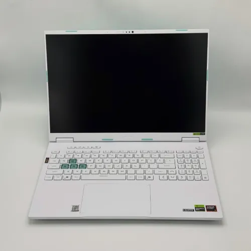 ASUS TUF A16 FA608 / Ryzen 7 H 260 / RTX 5050 / QHD+ 165Hz
