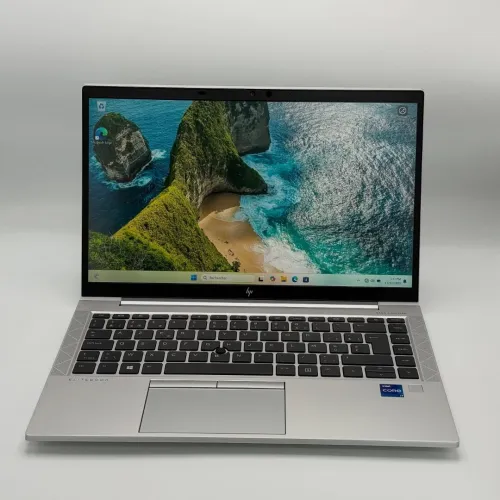 HP ELITEBOOK 840 G8 / 11th I7-1165G7 / 32Go DDR4 / 1To SSD / 14 FHD