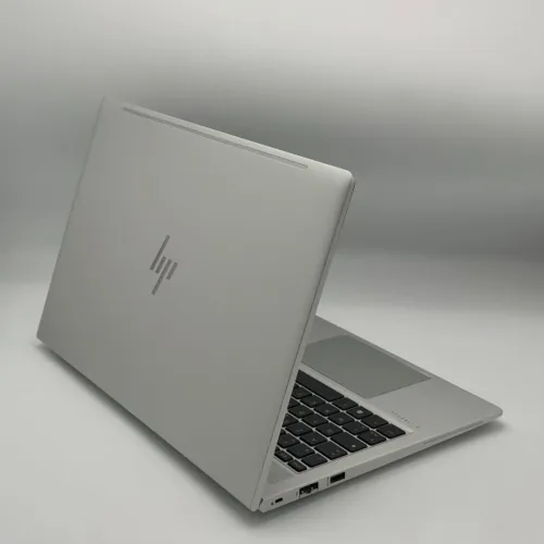 HP EliteBook 650 G10 / 13th Gen i5-1335U / 16 Go DDR4 / 512 Go SSD / 15.6 FHD