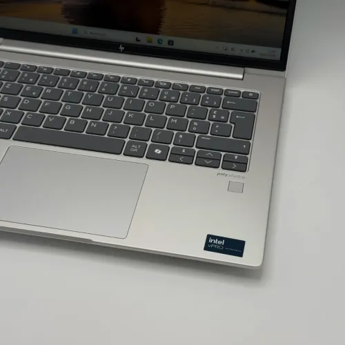 HP EliteBook 640 G11 Tactile / Intel Ultra 5 135U / 16 Go / 512 Go SSD / 14 FHD+