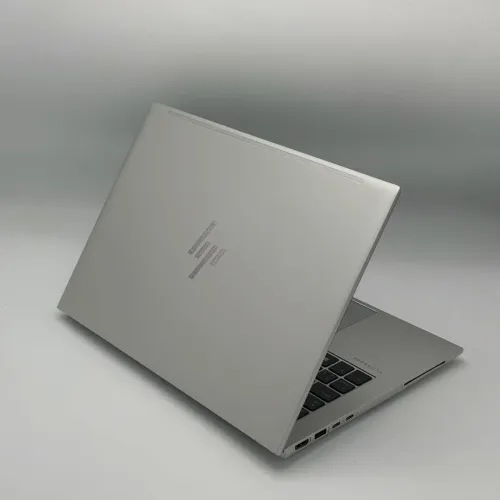 HP EliteBook 845 G10 / Ryzen 5 7545U / 16 Go / 512 Go SSD / 14 FHD+ Tactile