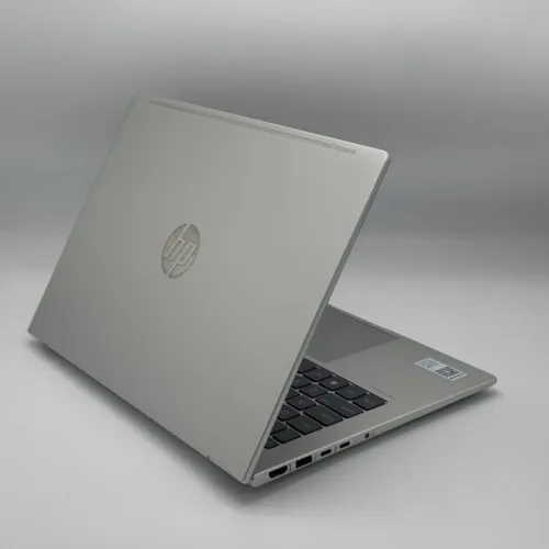 HP ProBook 445 G11 / Ryzen 7 7735U / 16 Go DDR5 / 512 Go SSD / 14 WQXGA 500 nits