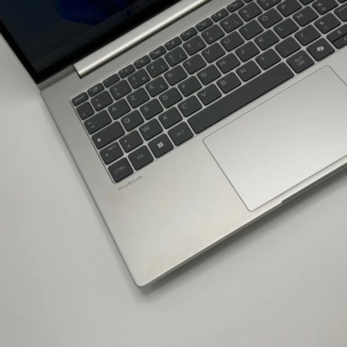 HP ProBook 4 G1i 14 / Ultra 5 225U / 16 Go DDR5 / 512 Go SSD / 14 FHD+